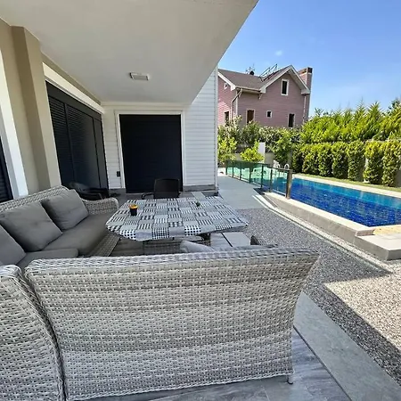 3+1 New Luxury With Pool Villa Belek
